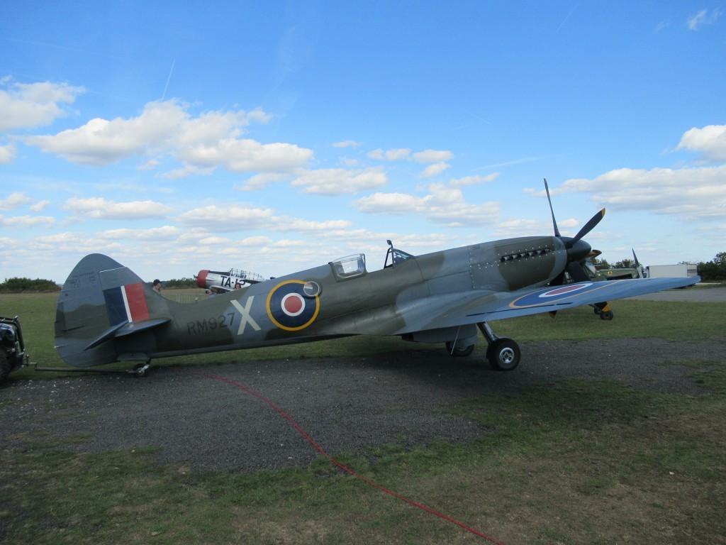 Nouveau - Spitfire  basé à la Ferté depuis 1 mois